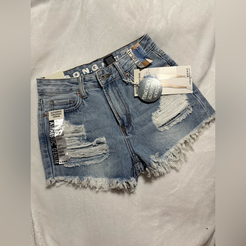S.O.N.G high rise shorts